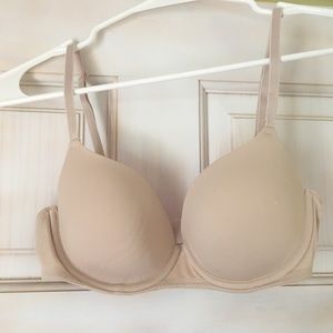 Victoria’s Secret PINK Cream T-Shirt Bra